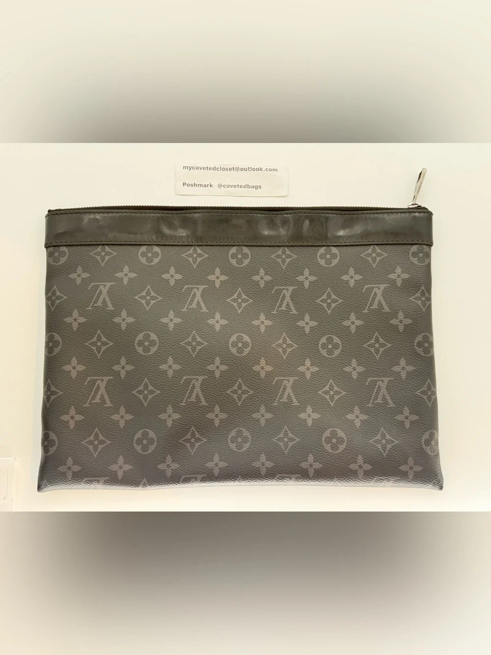 Louis Vuitton Monogram Eclipse Discovery Pochette GM w/Entrupy COA - Picture 3 of 14